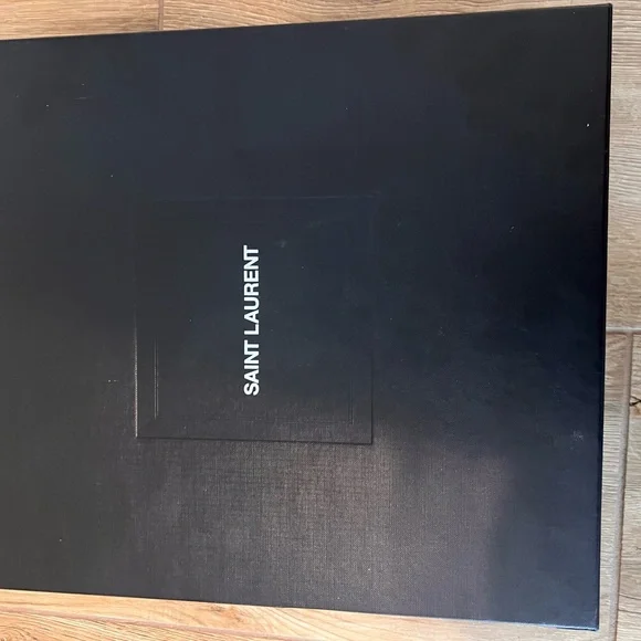 Men's Saint Laurent Black Suede Shoes - Picture 4 of 4